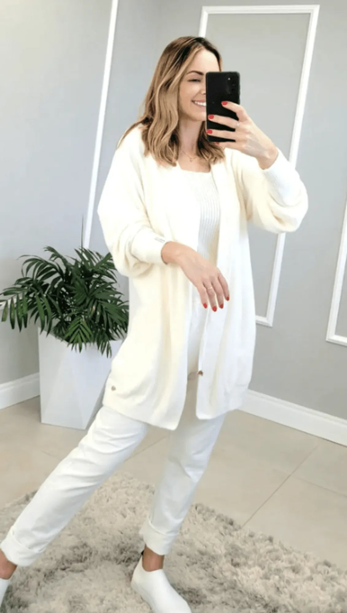 Casaco Alongado com Bolso 100% Fio Pluma 10243 - Tricô Branco
